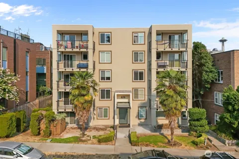626 4th Avenue W #306
