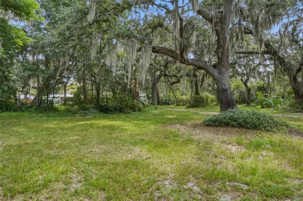 2794 HOLIDAY WOODS DRIVE Kissimmee, FL 34744