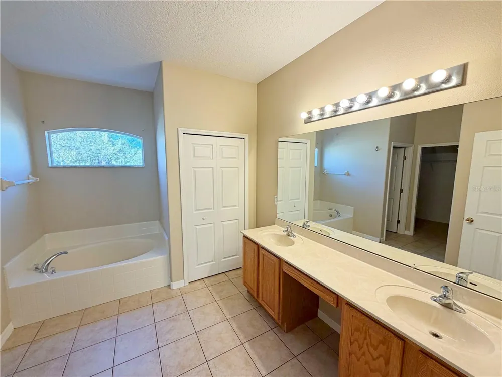 72 BICKFORD DRIVE Palm Coast, FL 32137