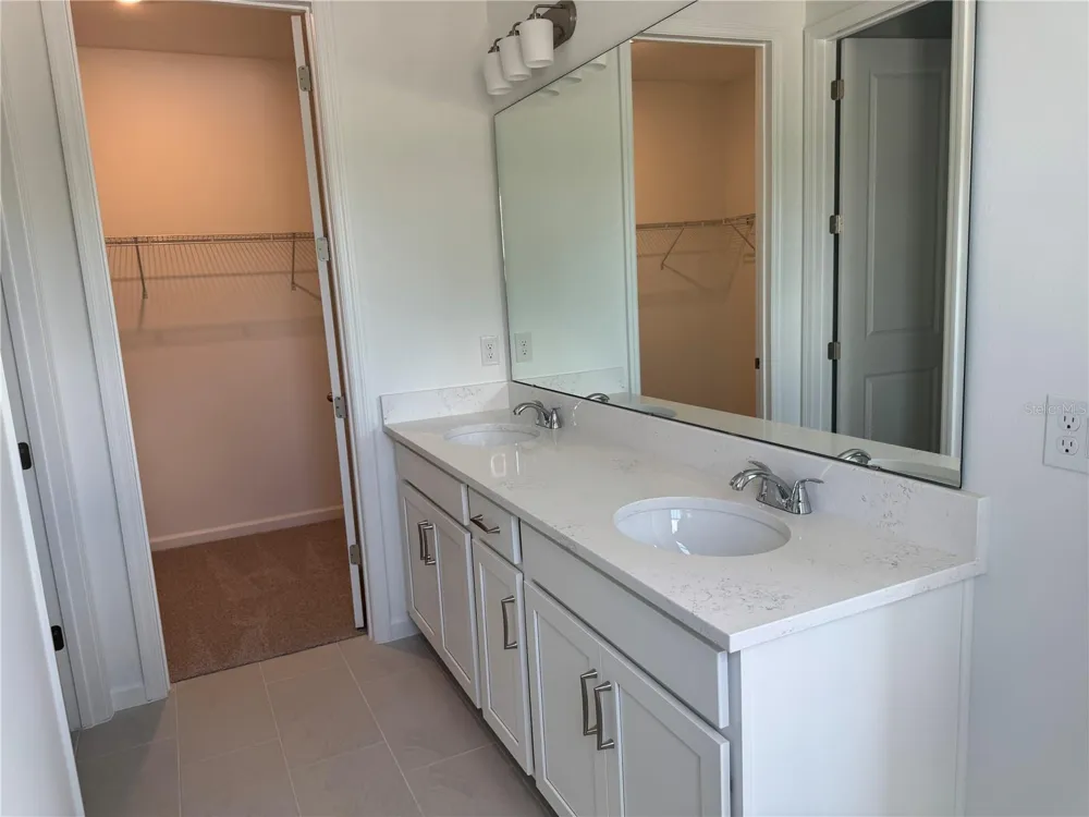 13307 PEACEFUL MELODY DRIVE Winter Garden, FL 34787