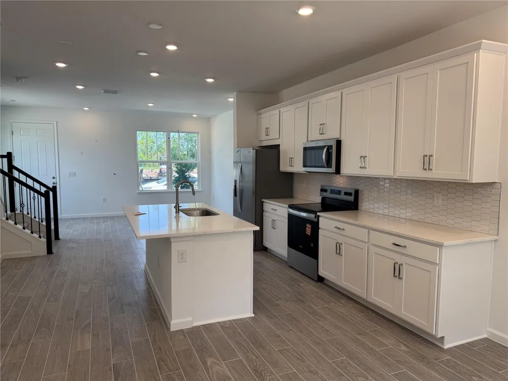 13307 PEACEFUL MELODY DRIVE Winter Garden, FL 34787