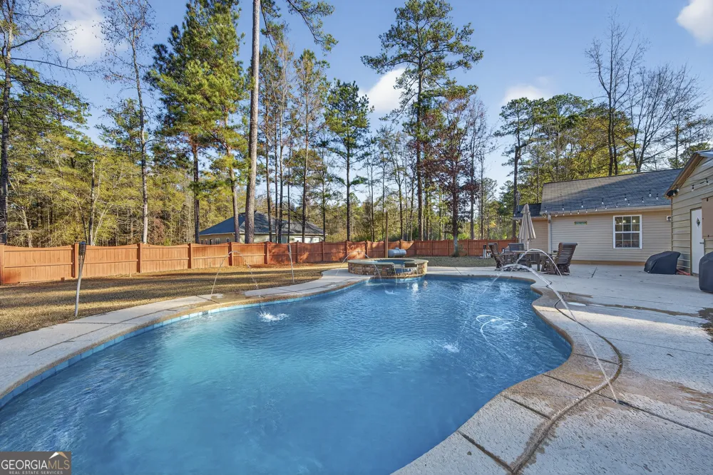 102 Forte DR NW Milledgeville, GA 31061