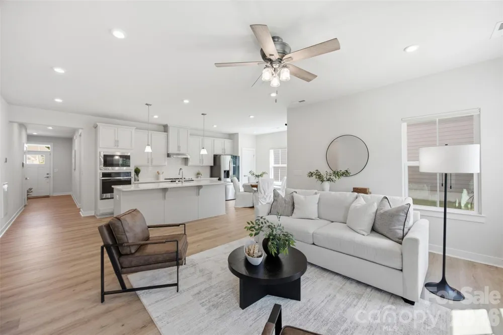 6428 Cambridge Drive Harrisburg, NC 28075