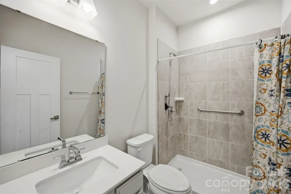6428 Cambridge Drive Harrisburg, NC 28075