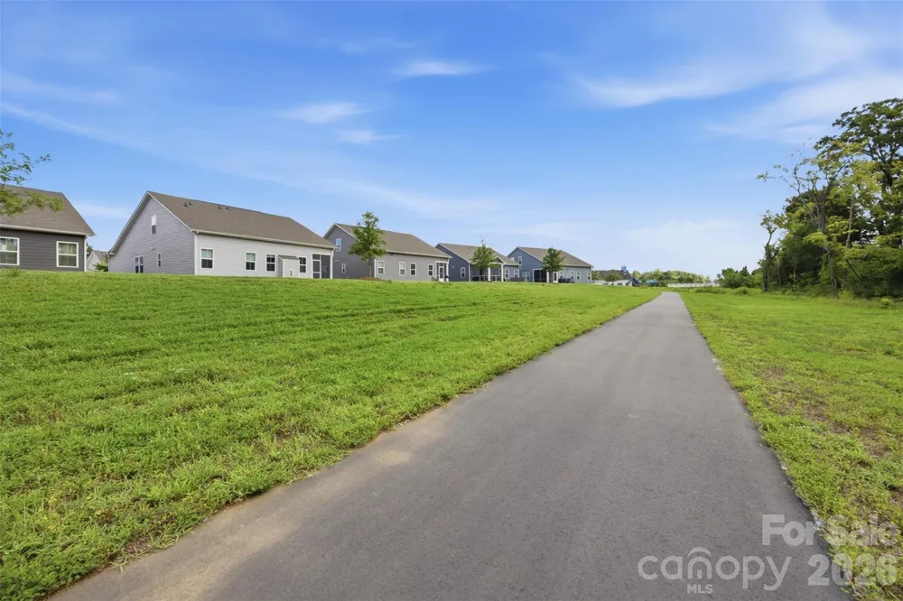 6428 Cambridge Drive Harrisburg, NC 28075