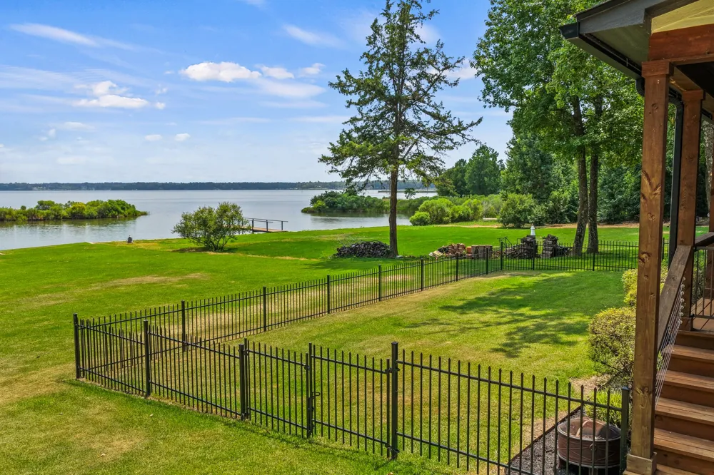 79 Waters Edge Lane Scroggins, TX 75480