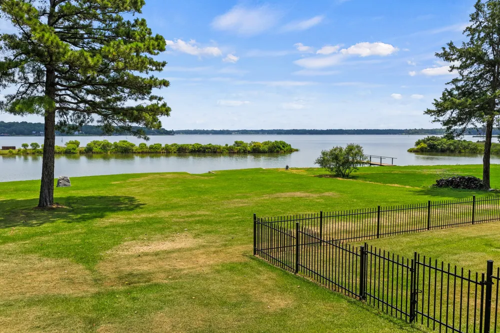 79 Waters Edge Lane Scroggins, TX 75480