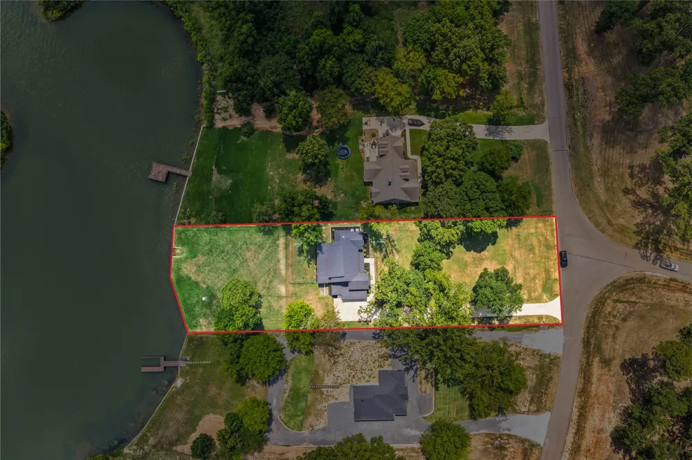 79 Waters Edge Lane Scroggins, TX 75480