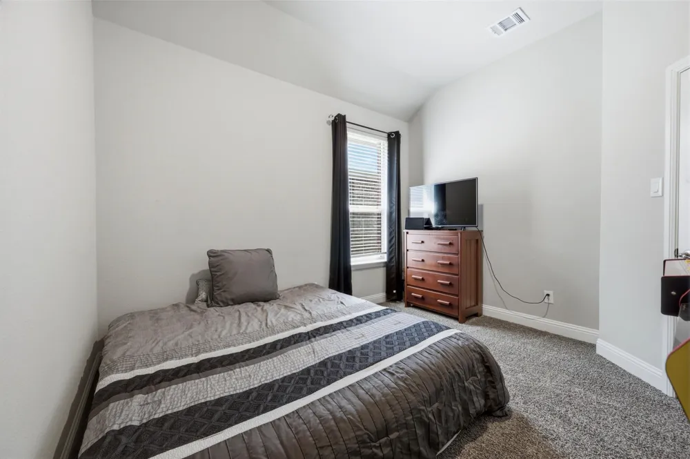 1303 Deer Hollow Drive Arlington, TX 76002