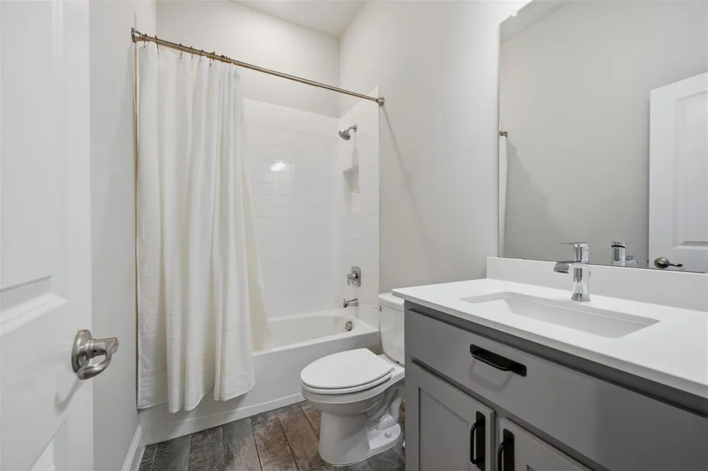1303 Deer Hollow Drive Arlington, TX 76002