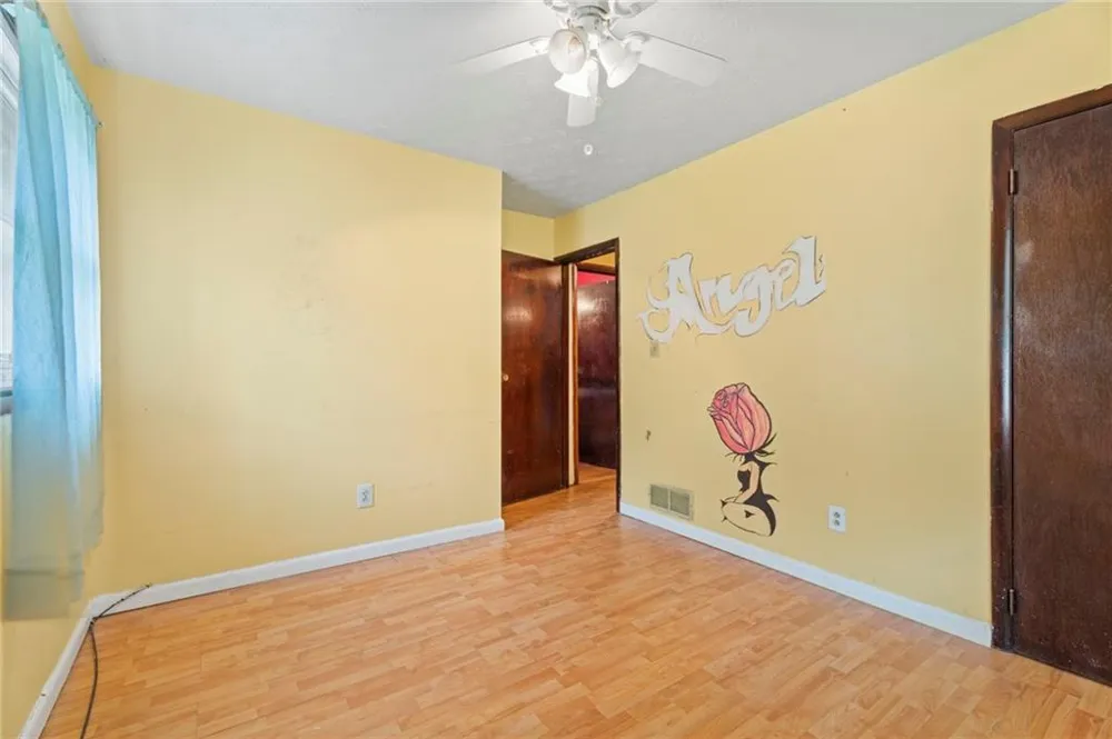 1140 Pineglen Drive Riverdale, GA 30296