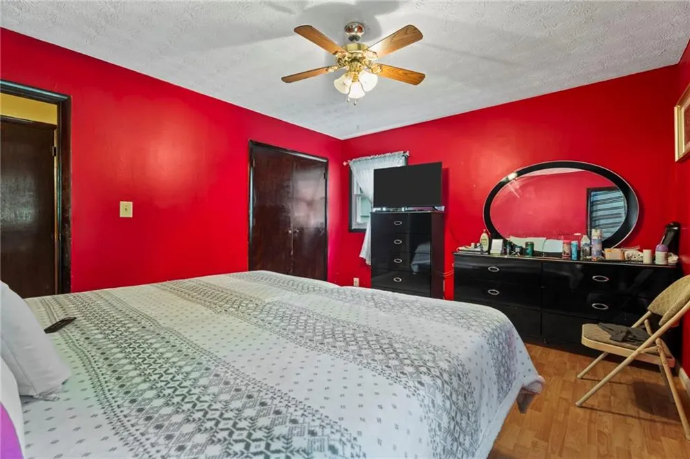 1140 Pineglen Drive Riverdale, GA 30296