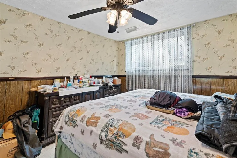 1140 Pineglen Drive Riverdale, GA 30296