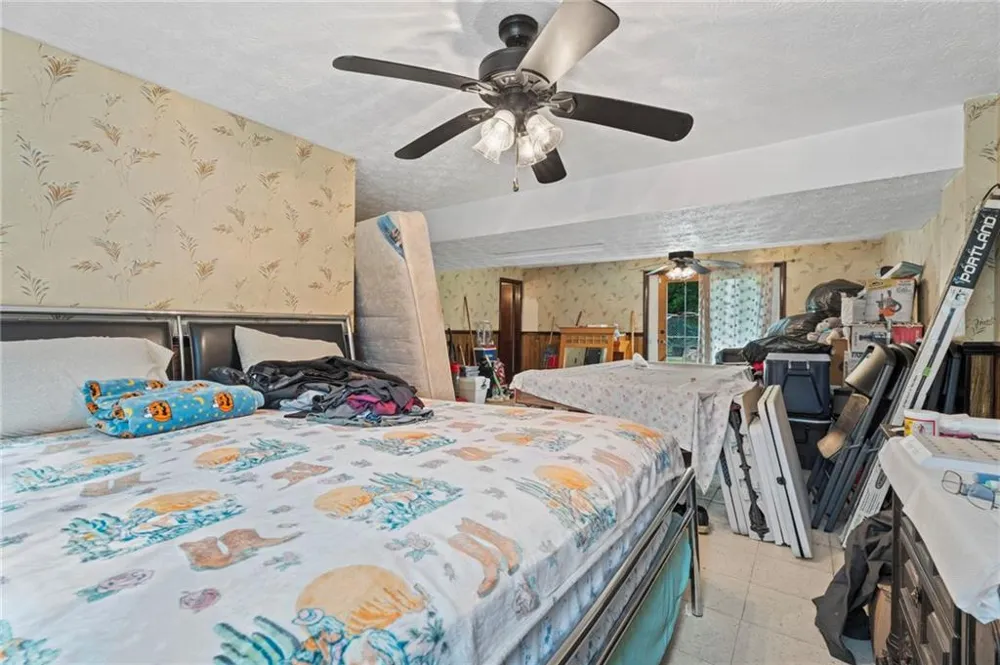 1140 Pineglen Drive Riverdale, GA 30296