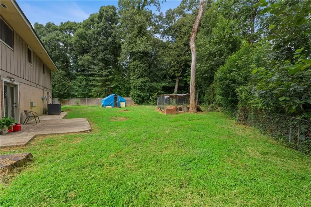 1140 Pineglen Drive Riverdale, GA 30296