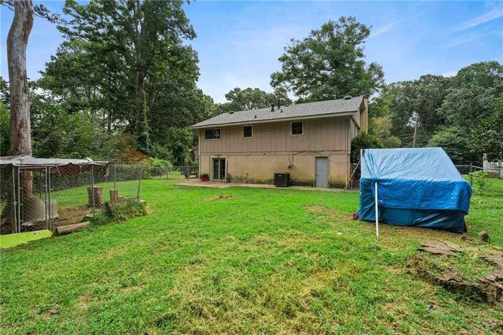 1140 Pineglen Drive Riverdale, GA 30296