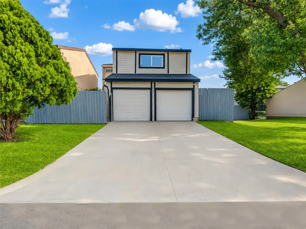 12321 Corona Lane Houston, TX 77072