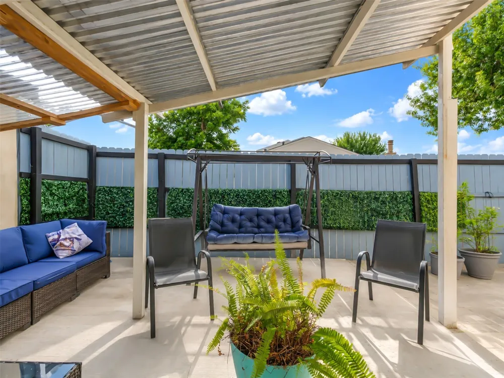 12321 Corona Lane Houston, TX 77072