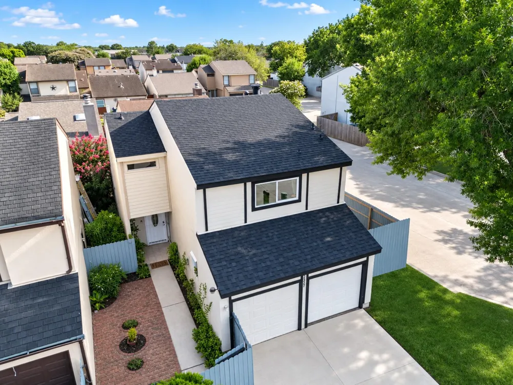 12321 Corona Lane Houston, TX 77072