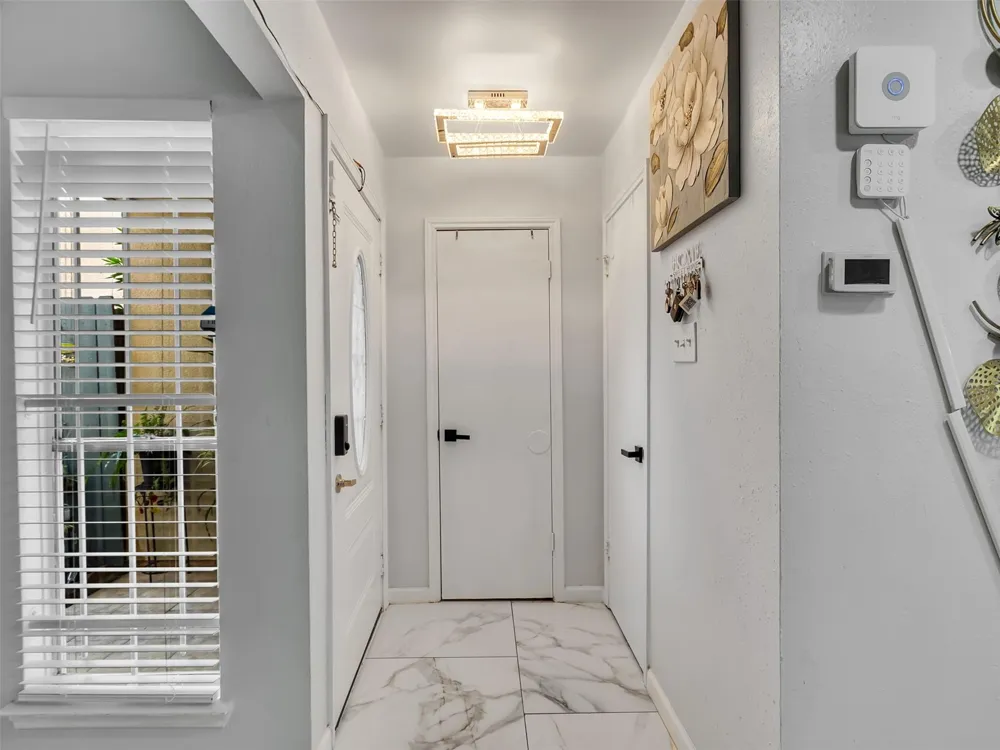 12321 Corona Lane Houston, TX 77072