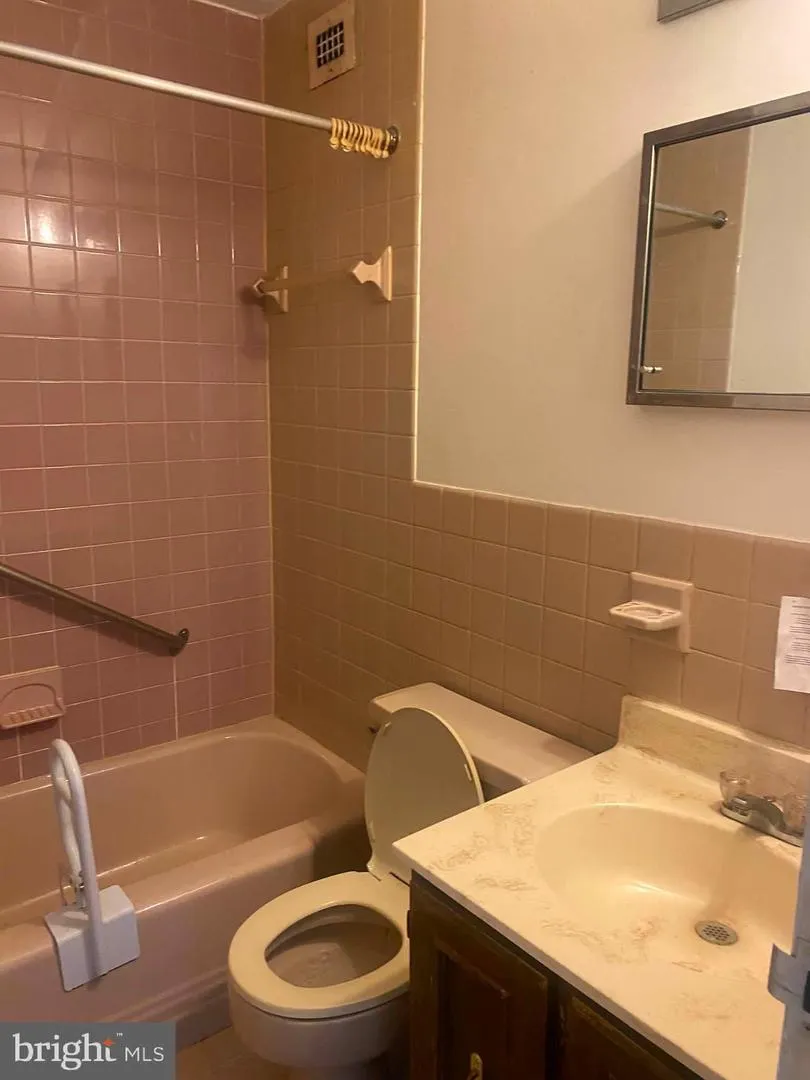 1900 LYTTONSVILLE ROAD #914 Silver Spring, MD 20910
