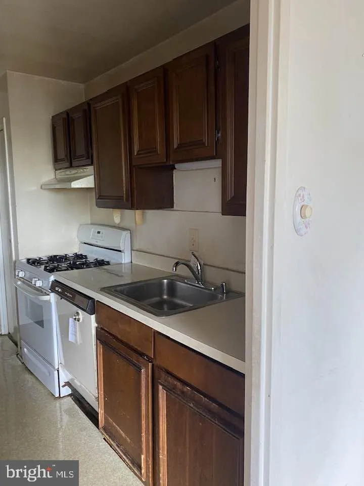 1900 LYTTONSVILLE ROAD #914 Silver Spring, MD 20910