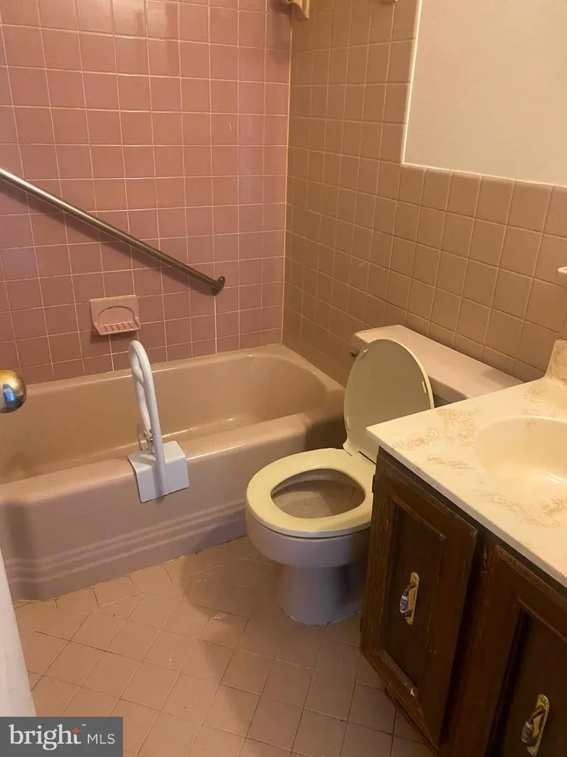 1900 LYTTONSVILLE ROAD #914 Silver Spring, MD 20910