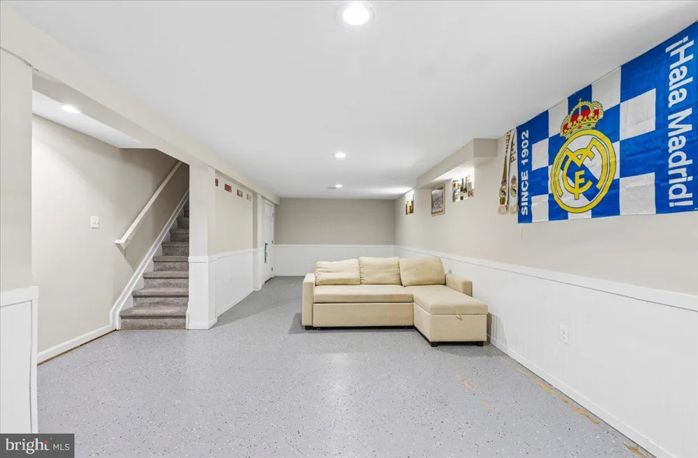 6307 EASTERN PARKWAY Baltimore, MD 21214