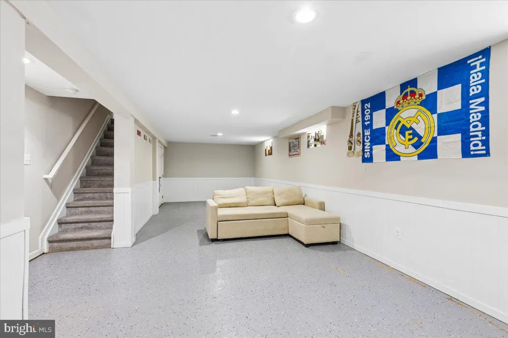 6307 EASTERN PARKWAY Baltimore, MD 21214