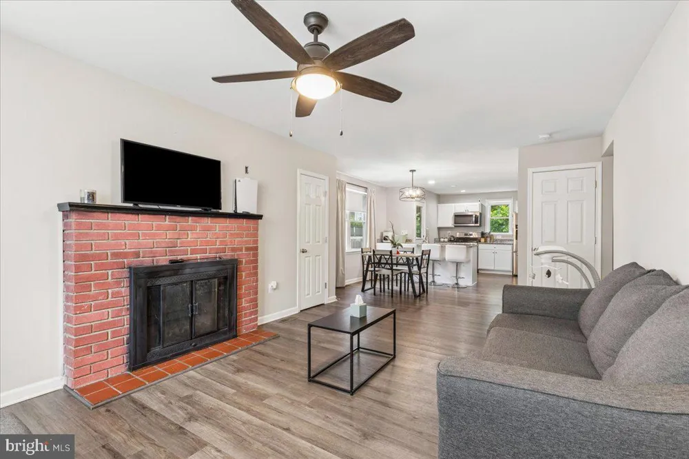 6307 EASTERN PARKWAY Baltimore, MD 21214
