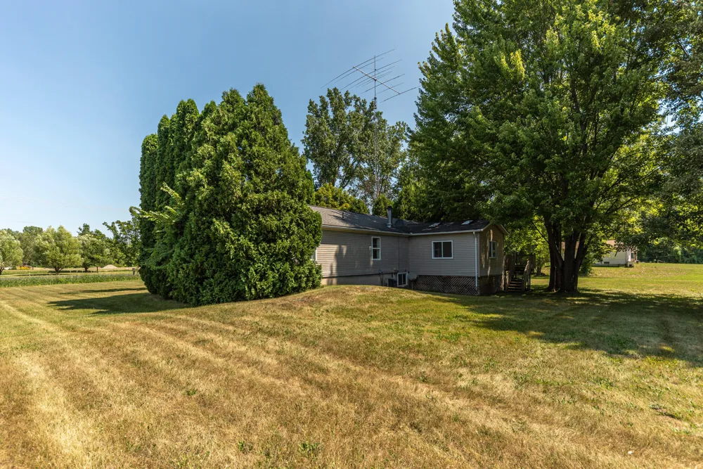 8002 Willow Road Milan, MI 48160