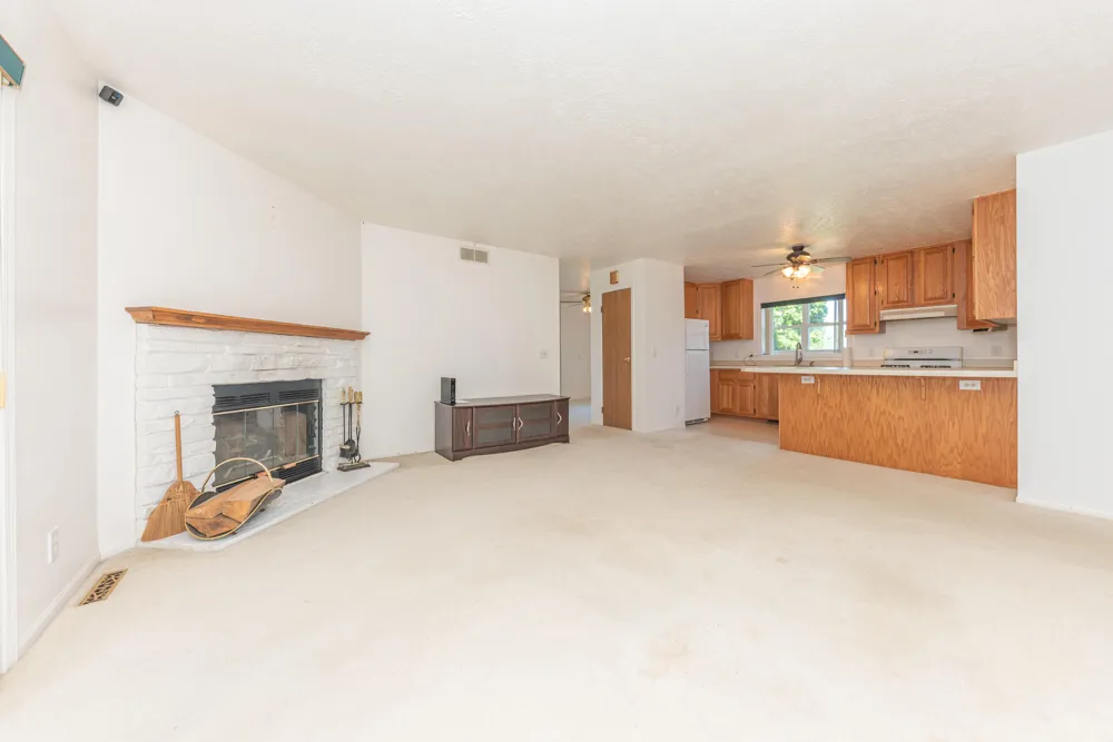 8002 Willow Road Milan, MI 48160