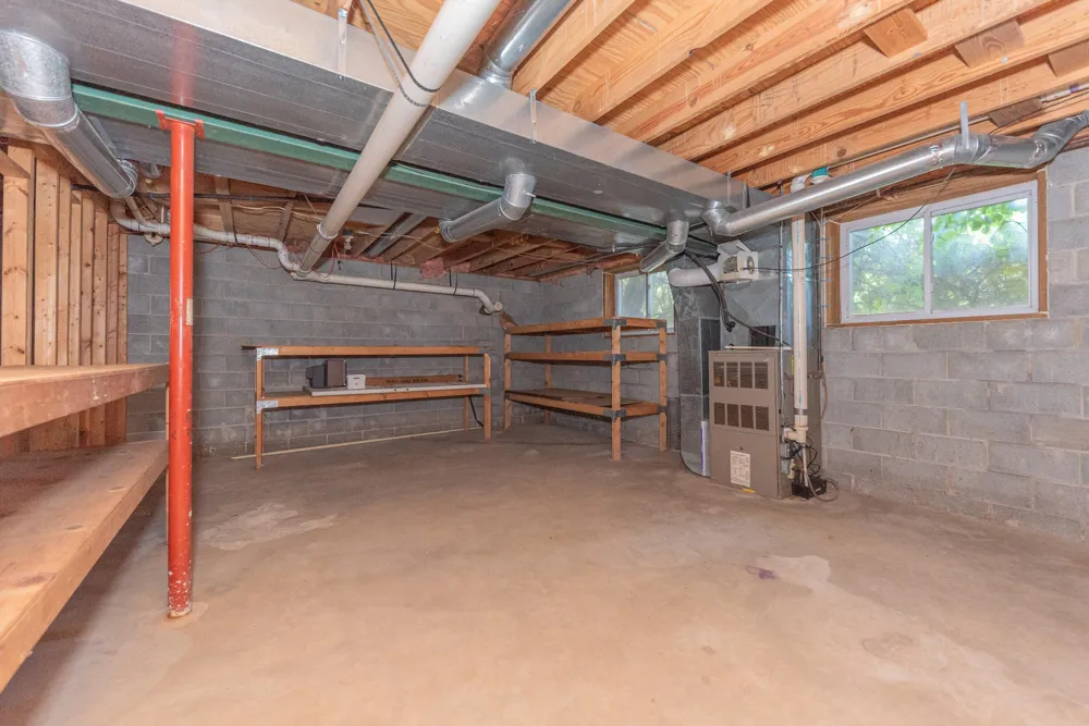 8002 Willow Road Milan, MI 48160