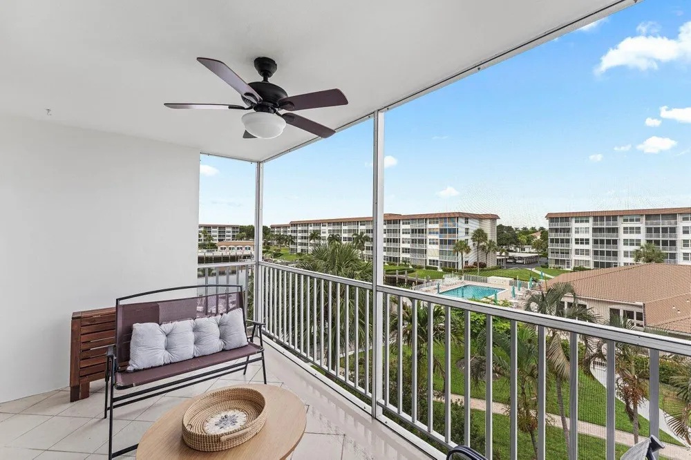910 Dogwood Drive #444 Delray Beach, FL 33483