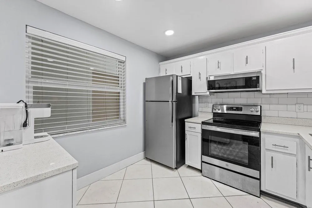 910 Dogwood Drive #444 Delray Beach, FL 33483