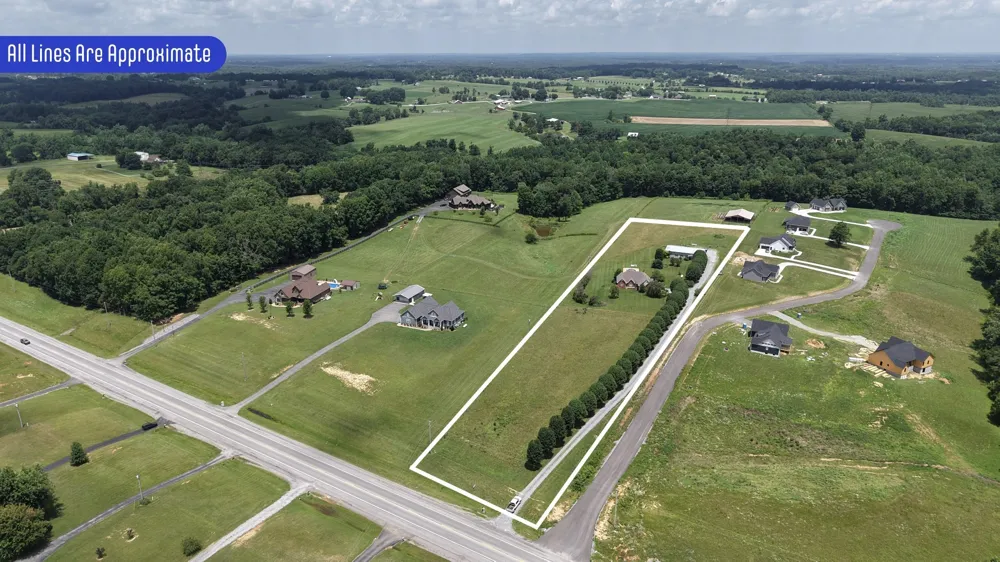 6606 Highway 52 W Lafayette, TN 37083