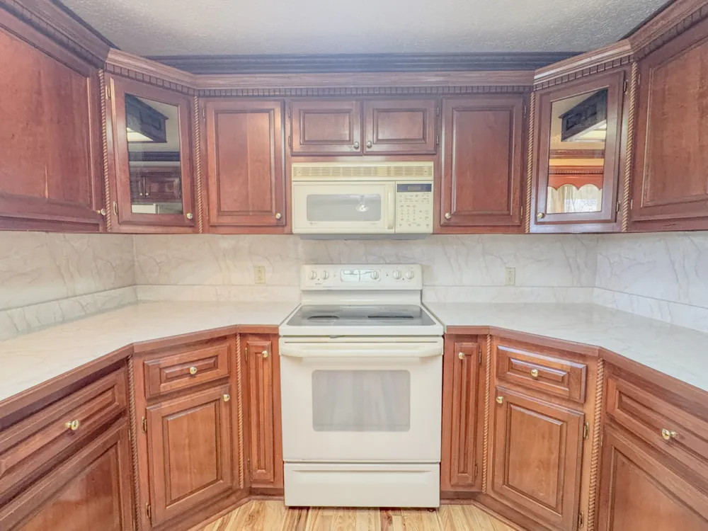 6606 Highway 52 W Lafayette, TN 37083