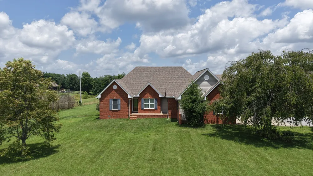 6606 Highway 52 W Lafayette, TN 37083