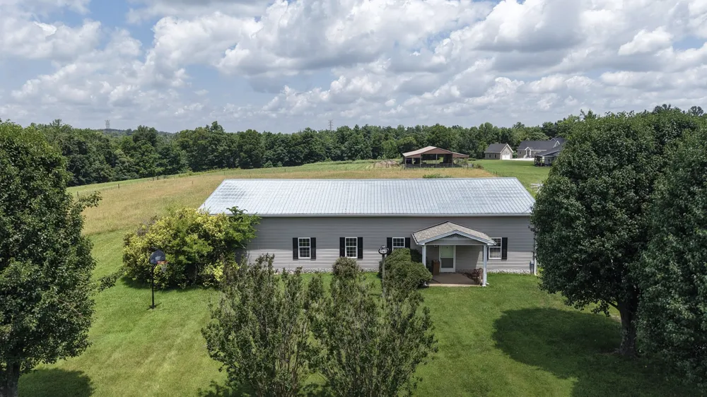 6606 Highway 52 W Lafayette, TN 37083