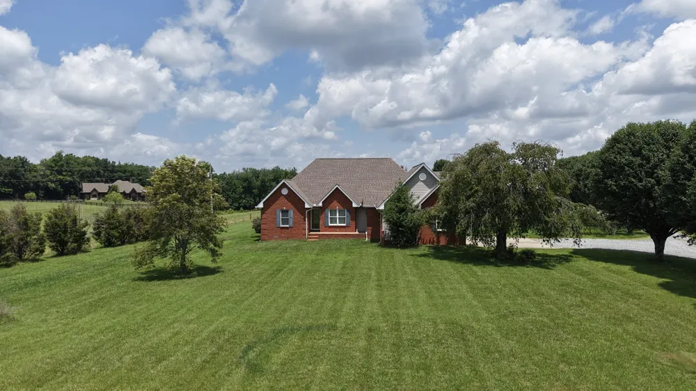 6606 Highway 52 W Lafayette, TN 37083