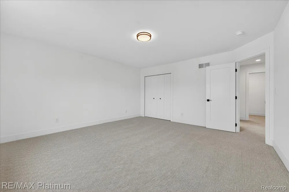 1309 Walloon Way Orion Charter Township, MI 48360