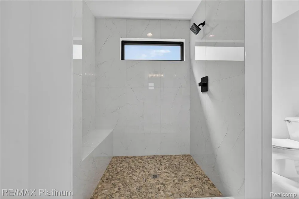 1309 Walloon Way Orion Charter Township, MI 48360