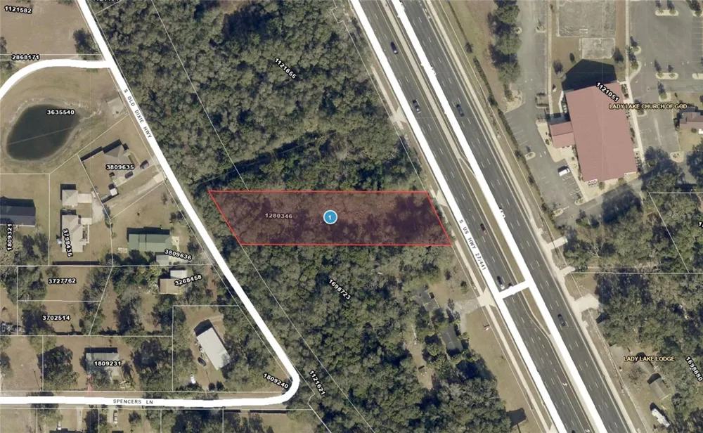 524 S HIGHWAY 27/441 Lady Lake, FL 32159