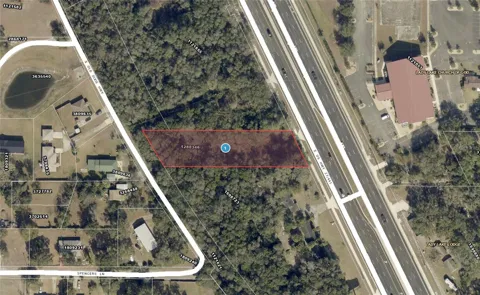 524 S HIGHWAY 27/441