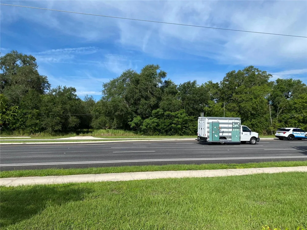 524 S HIGHWAY 27/441 Lady Lake, FL 32159