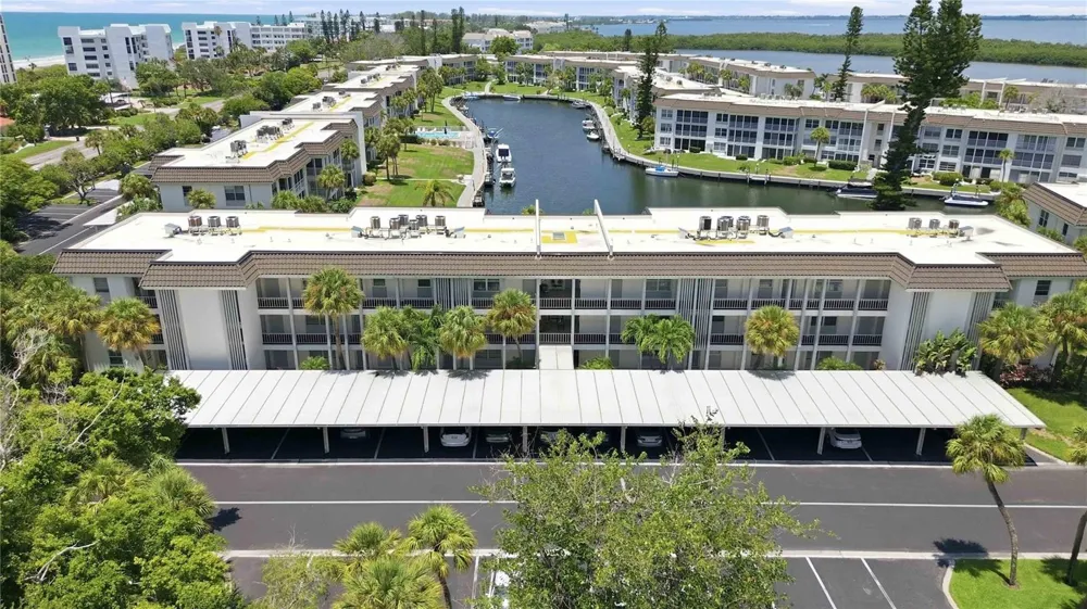 4340 FALMOUTH DRIVE #104 Longboat Key, FL 34228