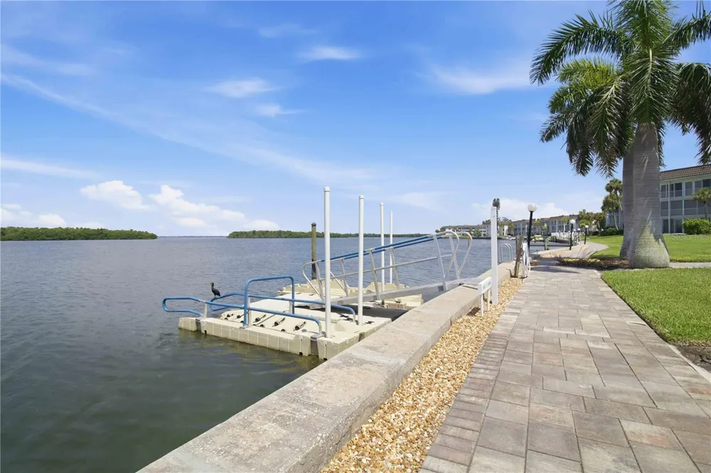 4340 FALMOUTH DRIVE #104 Longboat Key, FL 34228