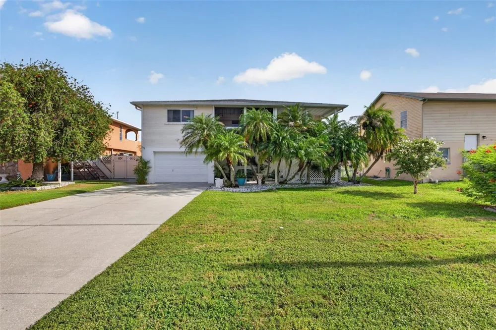 7611 MAKO DRIVE Hudson, FL 34667