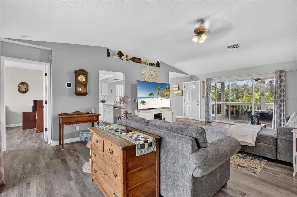 7611 MAKO DRIVE Hudson, FL 34667