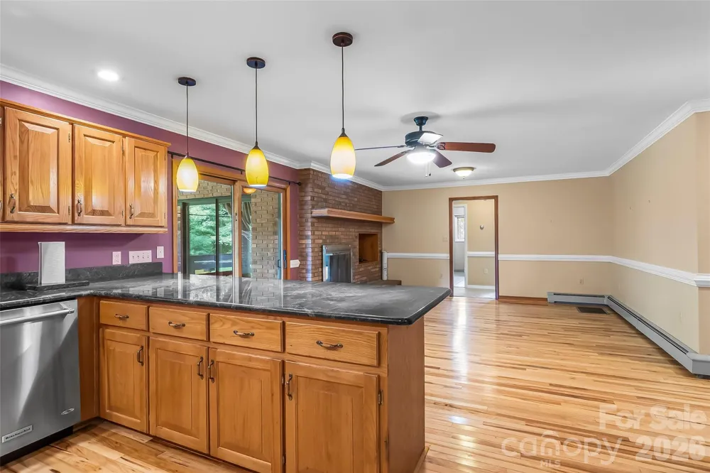 60 Monte Vista Drive Waynesville, NC 28786